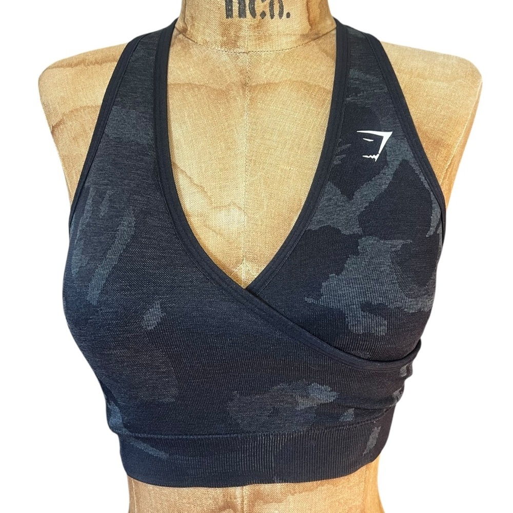 Gymshark Adapt Black Double Cross Back Camo Sports Bra w/Padding EUC S - Picture 3 of 9